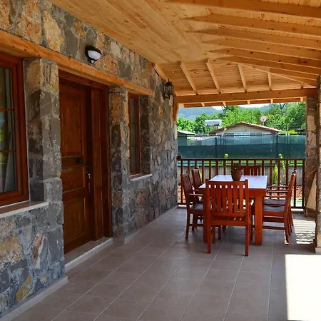 New Age Sedir Evi Vila