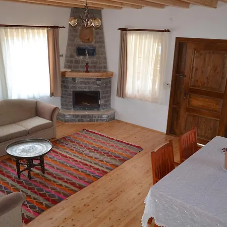 New Age Sedir Evi Vila